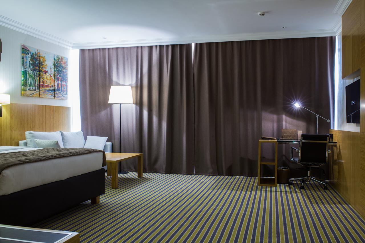 Aidana Plaza Hotel Shymkent Exterior photo